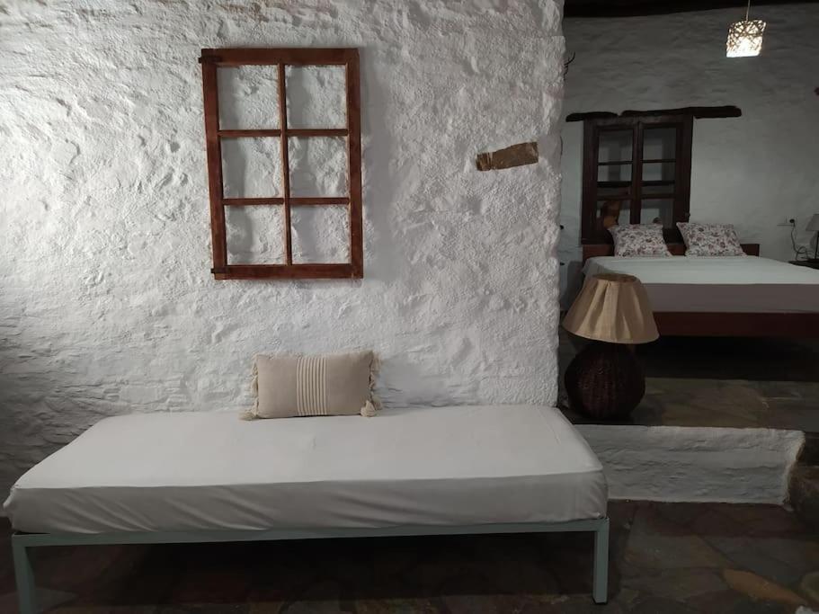 Ano Syros Marvellous Oven Apartment Exterior photo